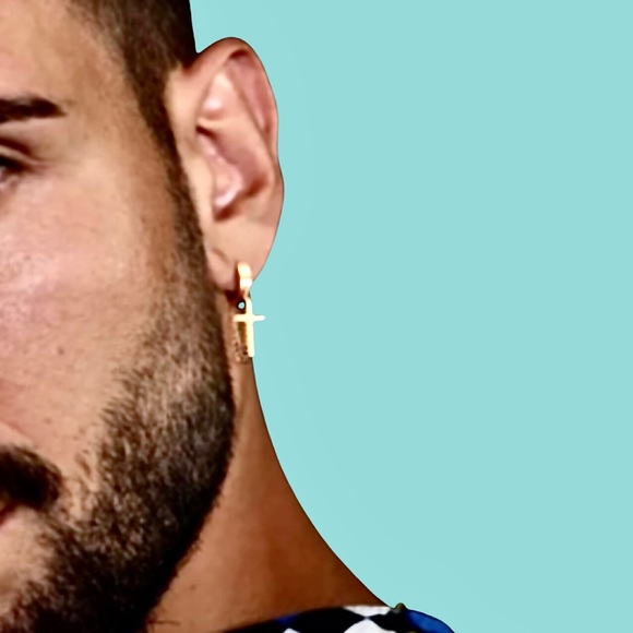 Mens Double Chain Cross Earring - Picture 3 of 9